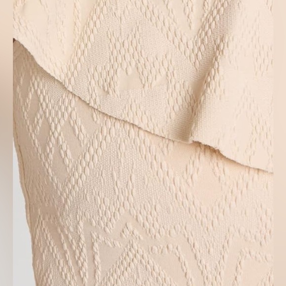 NWOT - Shoshanna One Shoulder Ruffle Ribbed One-Piece Swimsuit in Ecru Size 12 - Picture 4 of 8